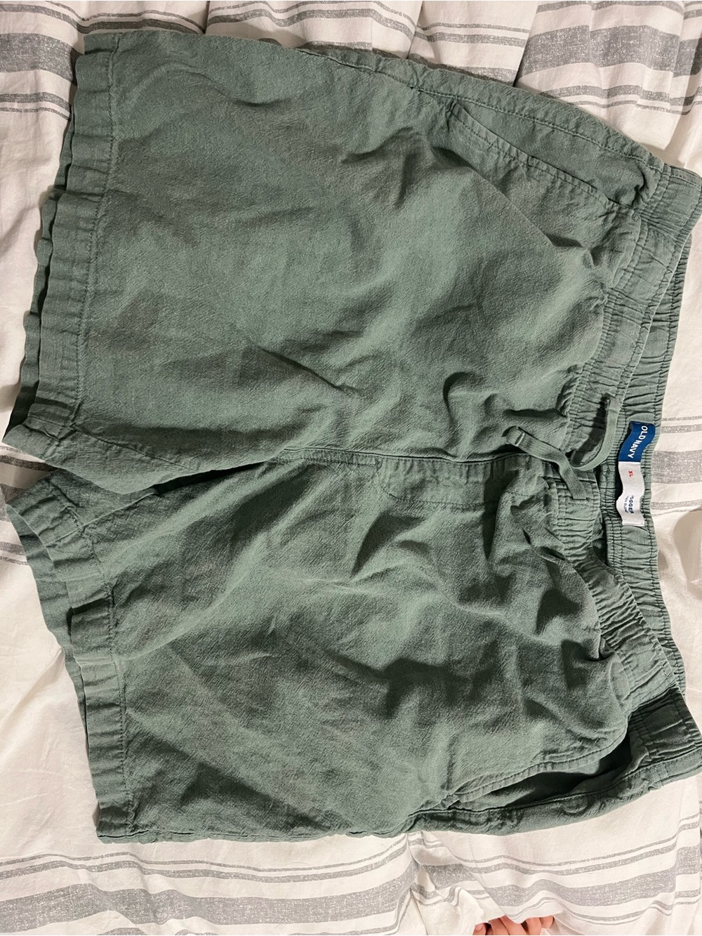 Old Navy Women’s Olive Green Drawstring Athletic Shorts